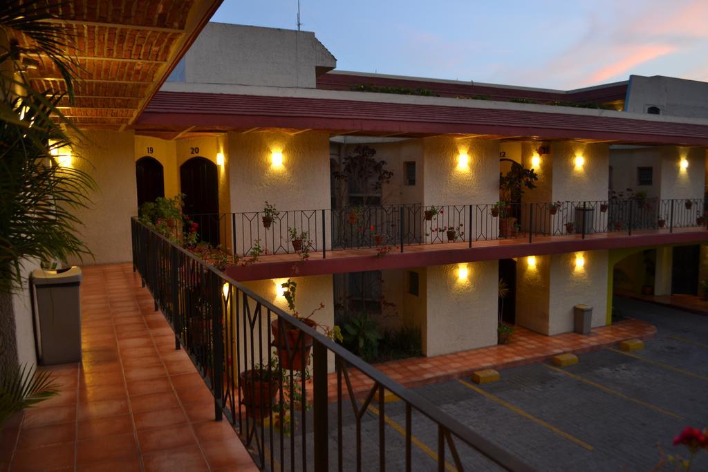 Hotel Villa Del Sol Expo 과달라하라 외부 사진