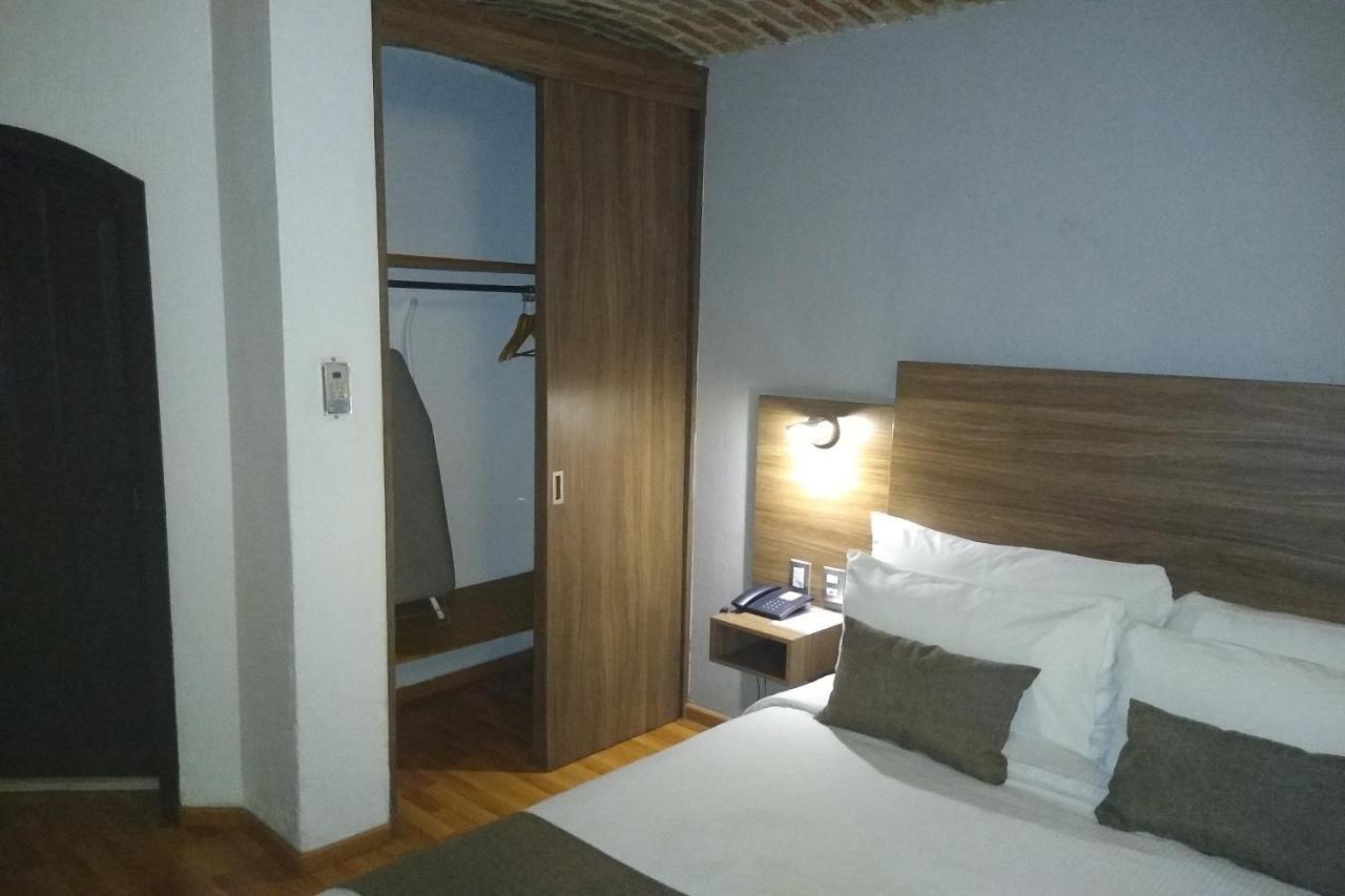 Hotel Villa Del Sol Expo 과달라하라 외부 사진